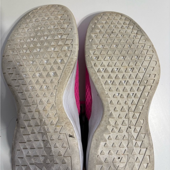 Nike Pink and Black Athletic Shoes - Picture 5 of 6